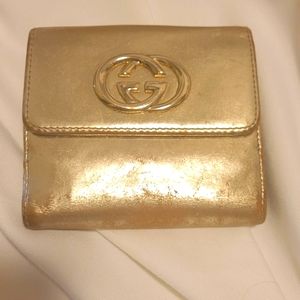 Gucci Fold Wallet Cards Pouch in Gold